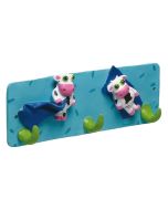 Kapstok Koe van kunsthars, geschikt als meervoudige hanger voor keuken of badkamer. Decoratief koe-design met afmeting van ca. 300 x 110 x 50 mm.
