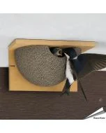 Nestkast voor de huiszwaluw ✔️ Aanbevolen door Vogelbescherming NL ✔️ FSC-gecertificeerd houtbeton / hout ✔️ Kunstnest ✔️ Koop nu bij Hoezo-Kado
