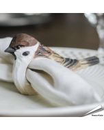 Houtgesneden servetring - Ringmus ✔️ Breng de natuur naar je tafel ✔️ Gemaakt van duurzaam hout ✔️ Beschilderd met milieuvriendelijke verf ✔️ Bestel nu op Hoezo-Kado