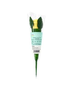 Babyblooms Baby Rosebud met lichtgele babysokjes in de vorm van een roos. Origineel kraamcadeau voor geboorte, babyshower of een mooie kraammand.