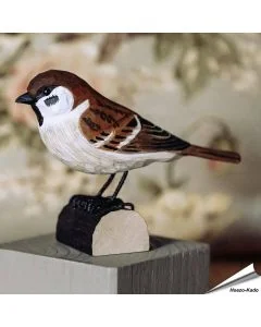 Handgemaakte DecoBird ringmus van hout kopen? Natuurgetrouwe vogel decoratie van Wildlife Garden. Duurzaam, uniek en perfect als cadeau voor vogelliefhebbers.