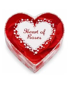 Heart of Roses is een hartvormige cadeaudoos met rode rozenblaadjes. Romantische decoratie en origineel cadeau voor een bijzonder moment samen.