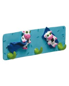 Kapstok Koe van kunsthars, geschikt als meervoudige hanger voor keuken of badkamer. Decoratief koe-design met afmeting van ca. 300 x 110 x 50 mm.