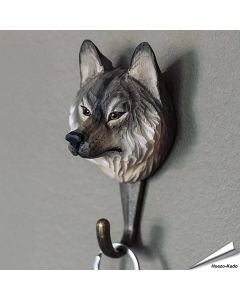 Kledinghaak - Europese wolf ✔️ Hoogwaardig hout en met de hand beschilderd ✔️ Handgemaakt, milieuvriendelijk ✔️ Maximaal draagvermogen: 10 kg ➤ Bestel op Hoezo-Kado