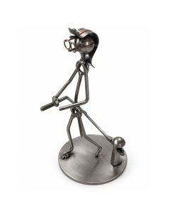 Metalen sculptuur van een brandweerman met helm, brandslang, straalpijp en brandkraan. Ca. 17,5 cm hoog. Origineel cadeau voor brandweer en vrijwilligers.