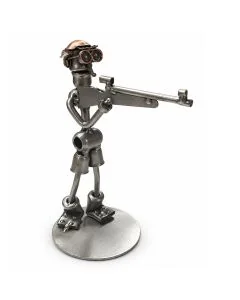 Metalen sculptuur van een sportschutter met lang geweer in richtpositie. Ca. 19 cm hoog. Origineel cadeau voor schutter of schietvereniging.