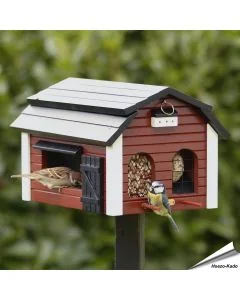 Voederschuur (rood) - Wildlife Garden ✔️ Houten voederhuis voor tuinvogels ✔️ Ideaal voor kleine vogels ✔️ Geïnspireerd door Scandinavisch design ➤ Bestel nu op Hoezo-Kado