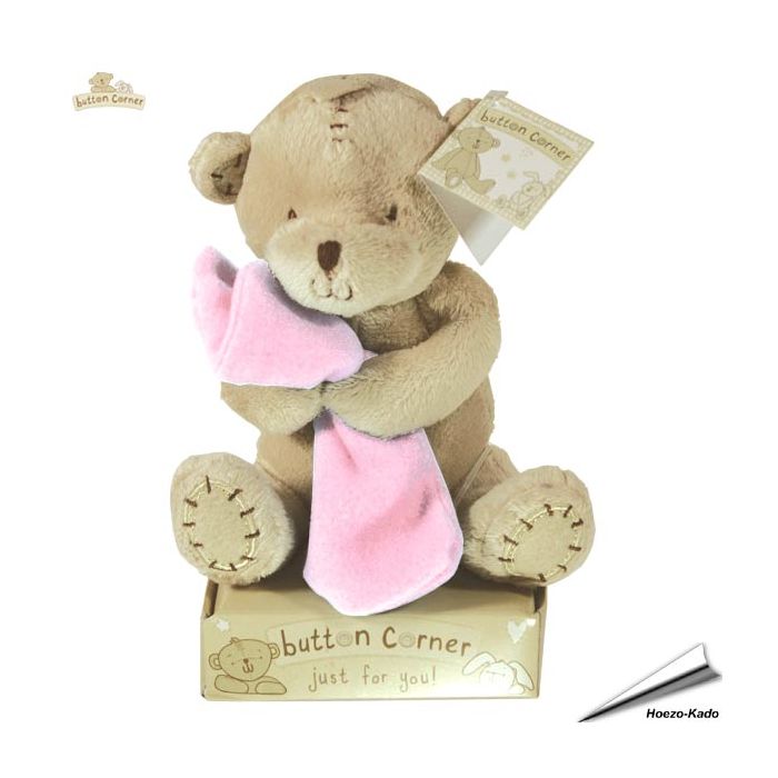 Button Corner - Knuffelbeer met roze dekentje