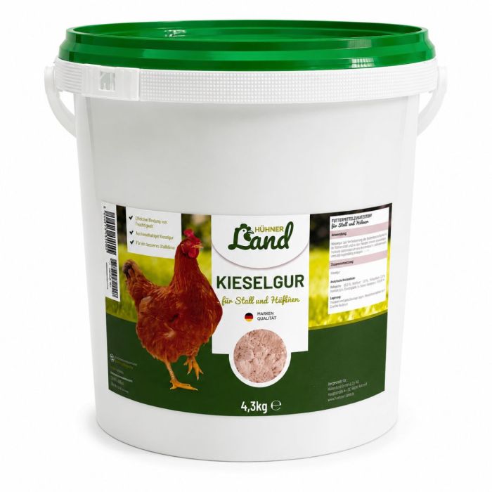 Diatomeeënaarde voor kippen en pluimvee is een 100% natuurlijk product ✔️ Geschikt voor stal, tuin en erf ✔️ Neemt vocht effectief op ✔️ Zorgt voor een prettig stalklimaat ✔️ Nu verkrijgbaar bij Hoezo-Kado