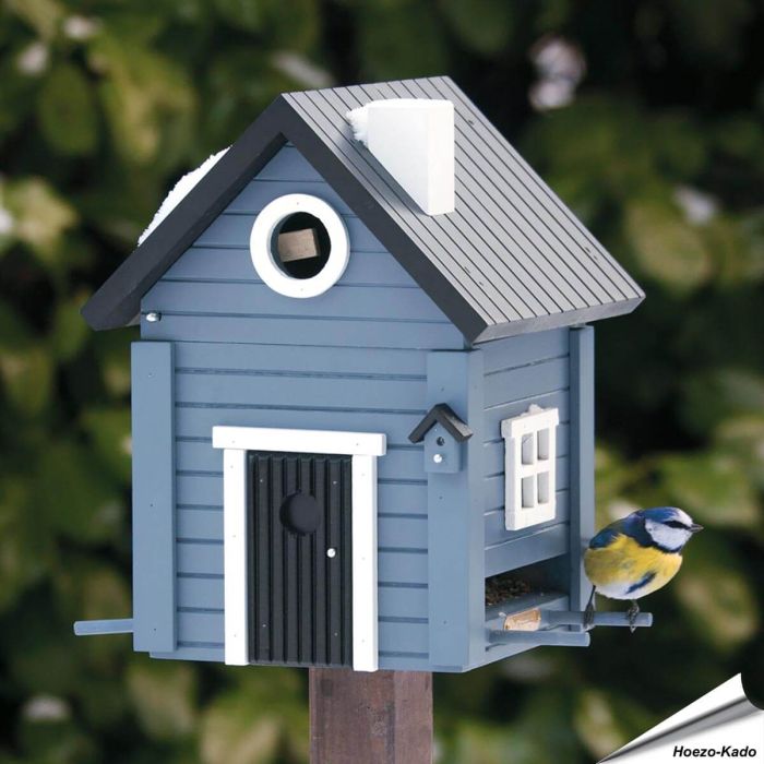 Multiholk Blatt Hus - voederhuis en nestkast in blauwe houtkleur, hier als voederhuis - Hoezo-Kado