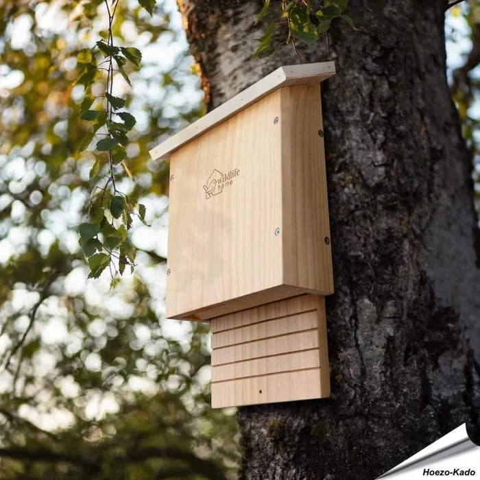 Houten Vleermuiskast met metalen dak - www.hoezo-kado.nl