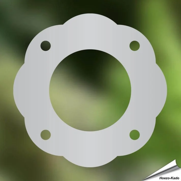 Bescherm je nestkast tegen uithakken met ons invliegplaatje (rozet) ✔️ Verkleint de invliegopening op 32mm ✔️ Gemaakt van roestvrij staal ✔️ Geschikt voor koolmezen en andere tuinvogels ✔️ Bestel nu op Hoezo-Kado