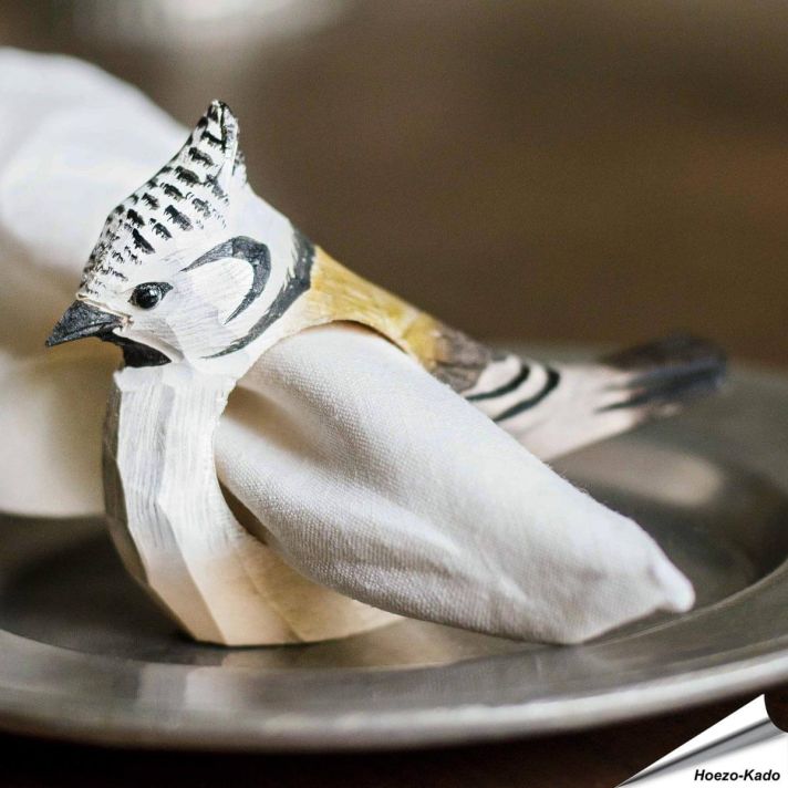 Handgemaakte Houten Servetring Kuifmees - Natuurdecoratie | Hoezo-Kado