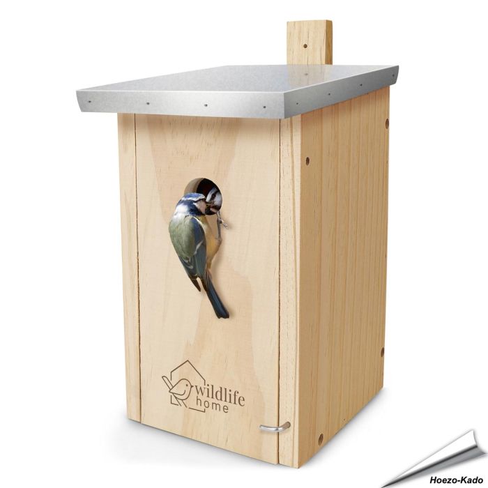 Mezennestkast voor kleine Mezen met metalen dak, perfect voor pimpelmezen en koolmezen.
