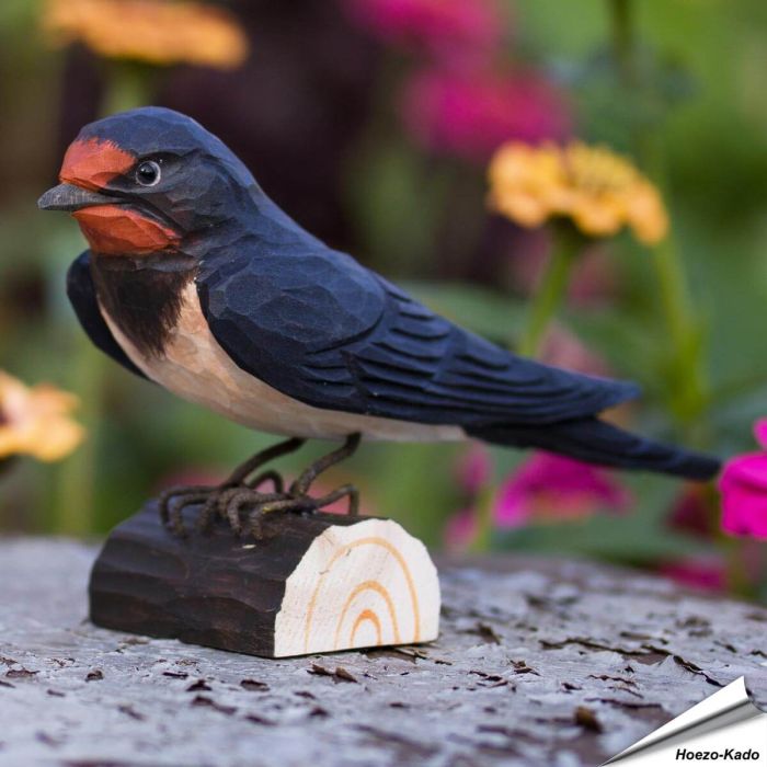 DecoBird - Boerenzwaluw | Houtgesneden vogel | lindenhout